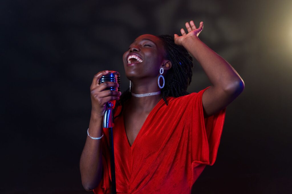 Hire a Singer in Dubai: Prices, Options and How to Book