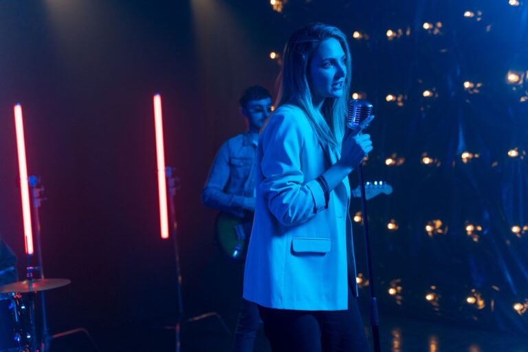 Hire Live Band in Muscat: Fees, Visas and Rider Guide