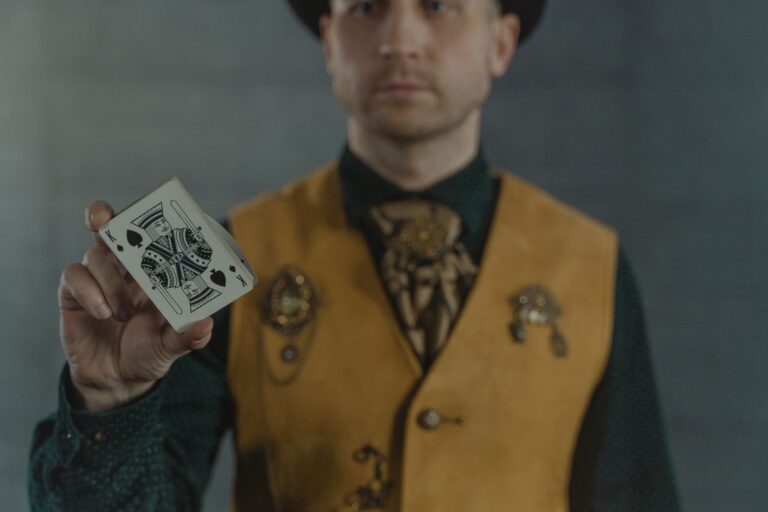 Hire Magician in Bahrain: Costs, Visas and What to Ask